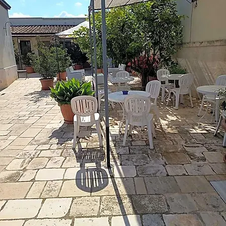 فندق مبيت وإفطار Il Mulino Del Monastero 4*